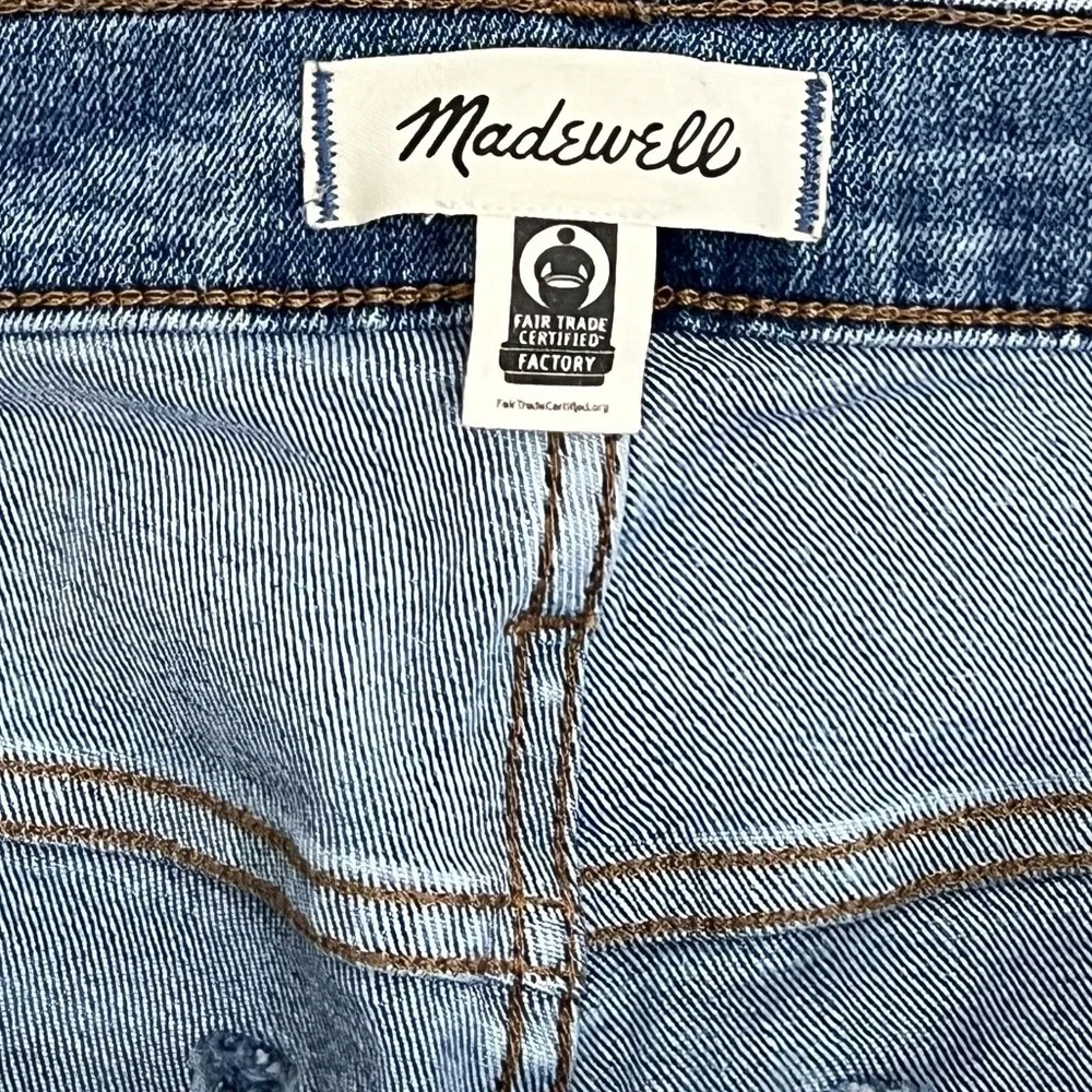 Madewell The Petite Mid-Rise Perfect Vintage Jeans in Knowland Wash - Picture 4 of 8